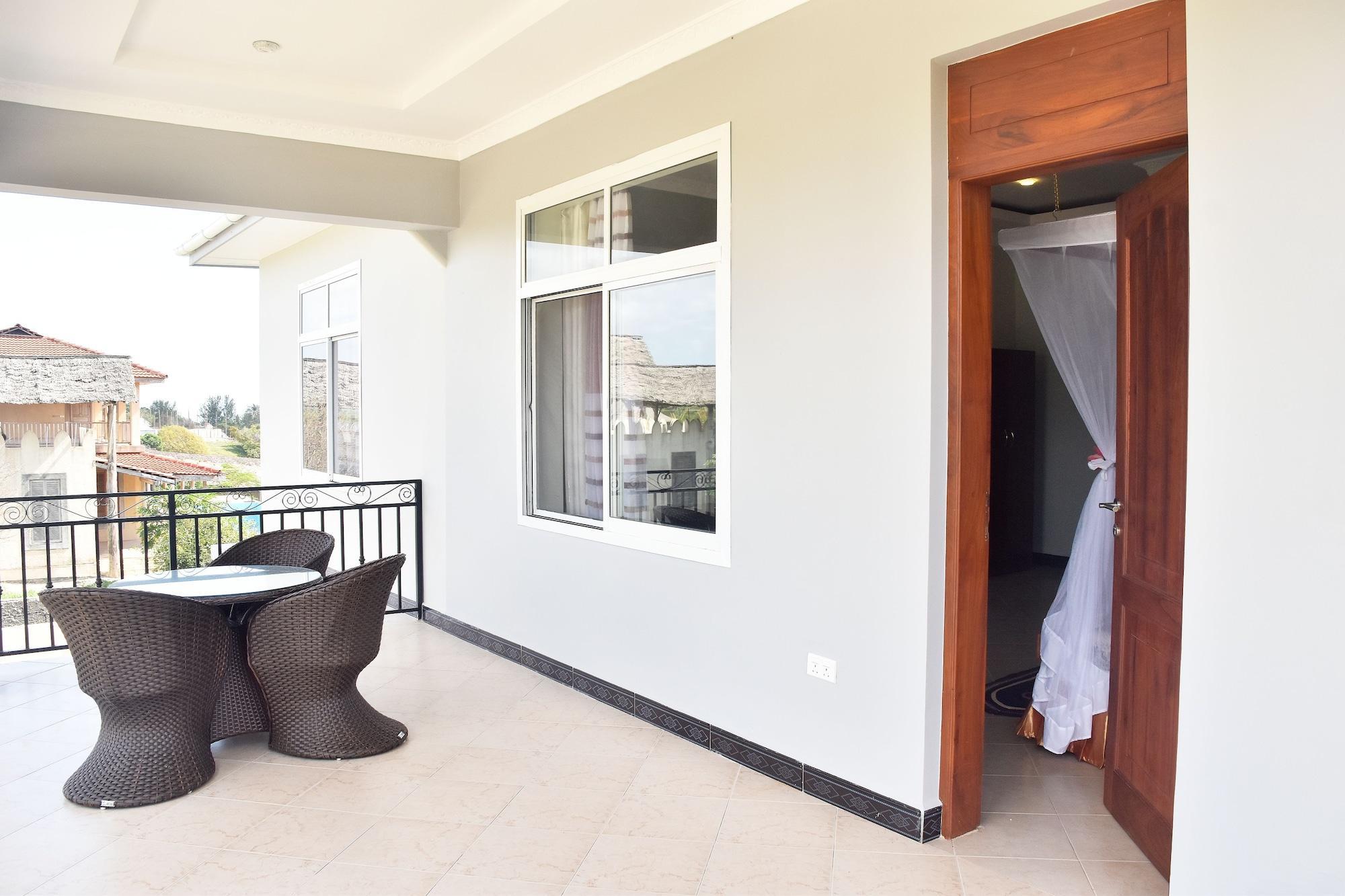Sea Crest Hotel Kiwengwa  Extérieur photo